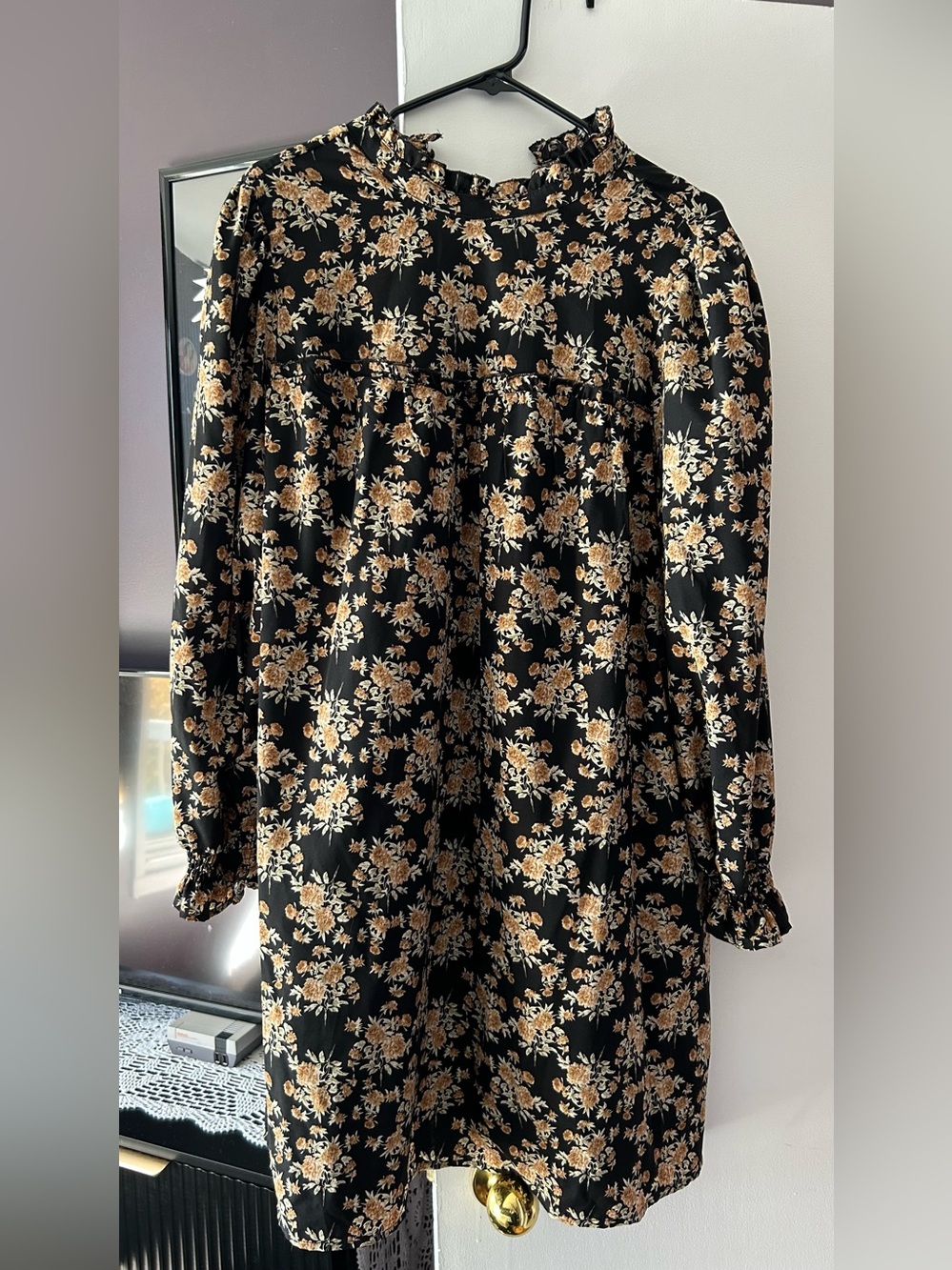 Plus size SHEIN Black Long Sleeve Floral Mini Dress with Tan-Cream Blooms